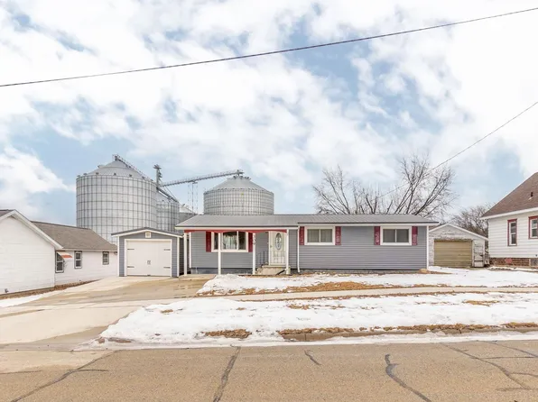 309 2nd St SE, Tripoli, IA 50676