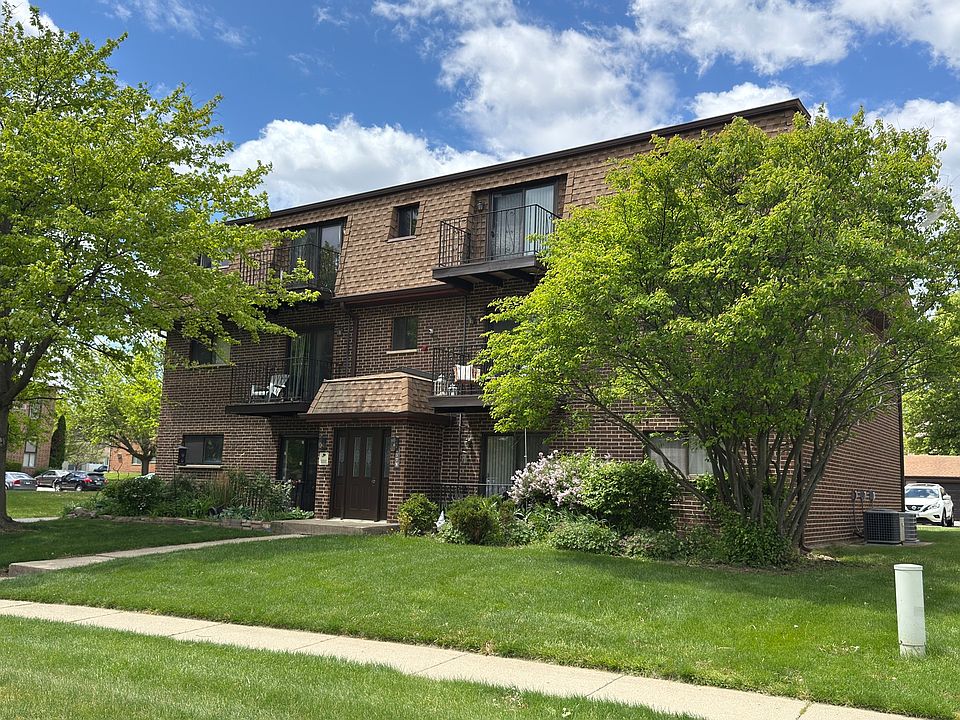 1st image of 1578 Liberty Dr #3S