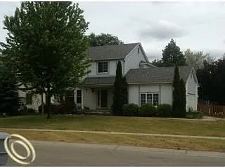 2675 Nottingham Dr photo 1
