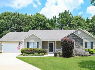 4120 Eden Valley Dr, Loganville, GA