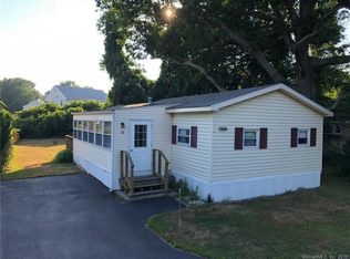 13 Green Acres Park Dr, Westbrook, CT 06498