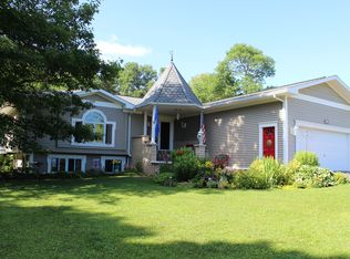 87 Michigan Ave, Montreal, WI 54550