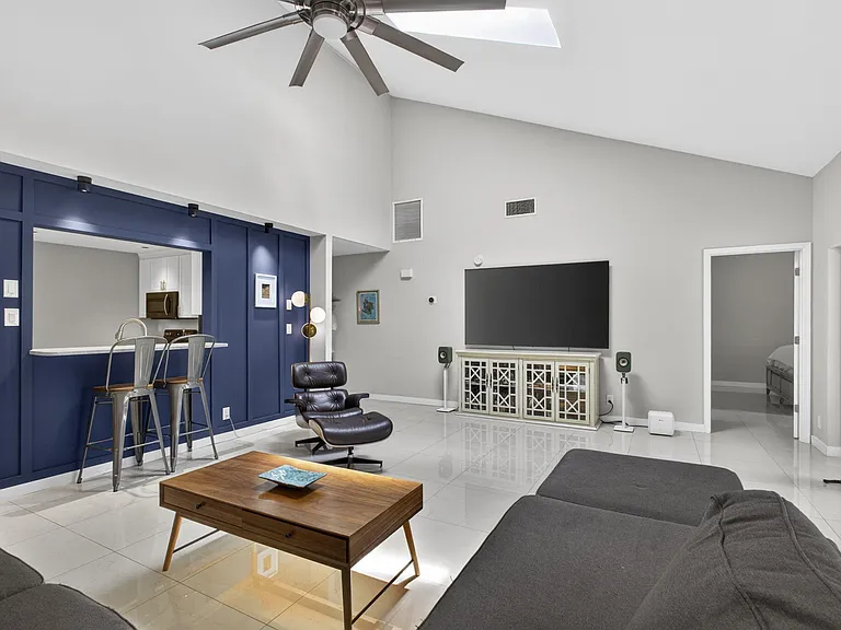 11894 Donlin Dr #11894 — Photo 22