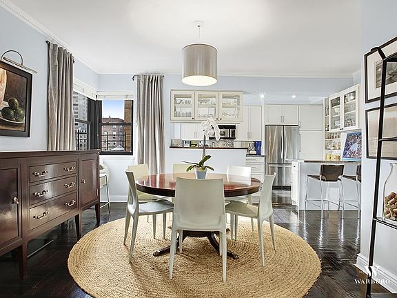 3rd image of 112 E 81st St #15H