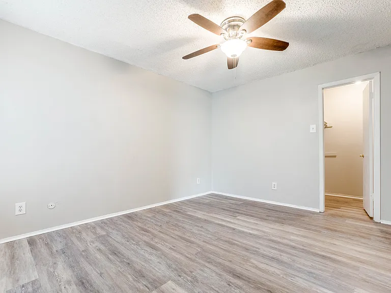 5300 Keller Springs Rd #2086 — Photo 8