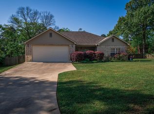 406 Mari Beth Ln, White Oak, TX 75693