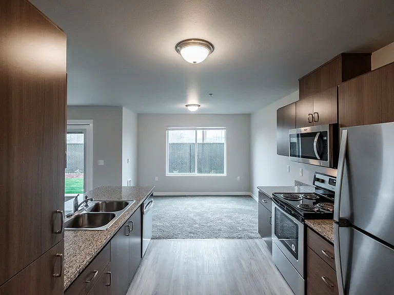 Evergreen Valley Apartments — Photo 43