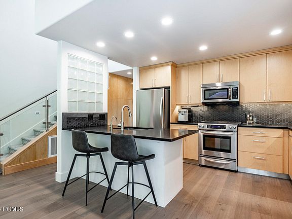 4th image of 1521 Three Kings Dr #53