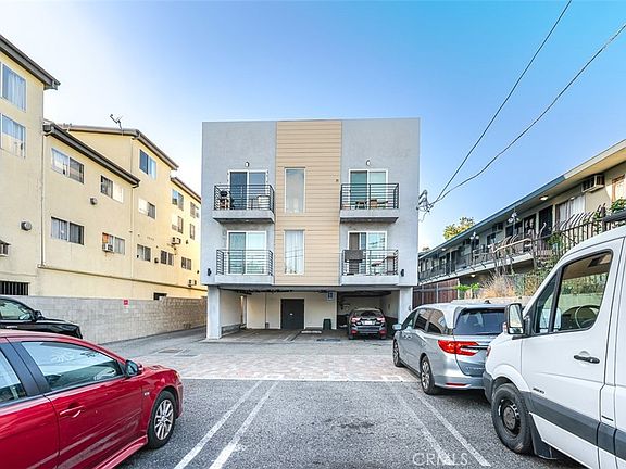 5th image of 3324 Chapman St