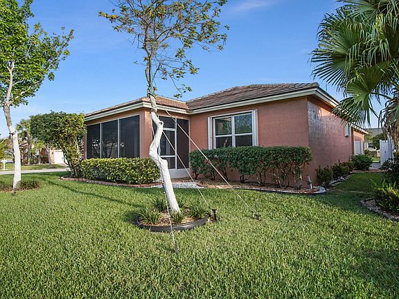 3rd image of 9913 SW Stonegate Dr