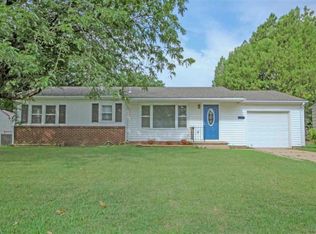 606 N Morningside Dr, Wellington, KS 67152