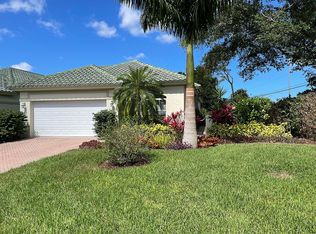 870 Vistana Cir, Naples, FL 34119