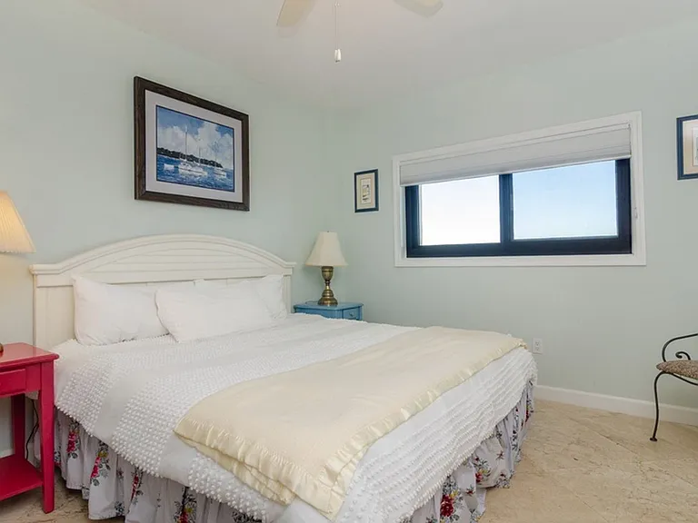 2400 N Lumina Ave #2 — Photo 26