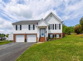 606 Asheby Woods Rd, Kernersville, NC 27284
