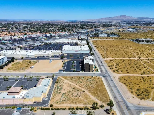 14879 Monarch Blvd, Victorville, CA 92395