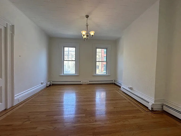 310 Bloomfield St #1 — Photo 7