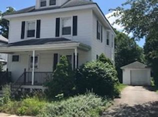 12 Hawthorne St, Haverhill, MA 01835