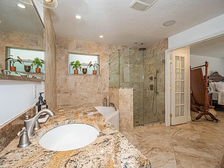 1075 Morningside Dr — Photo 27