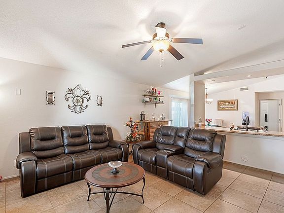 4th image of 2604 Tanning Rock Way