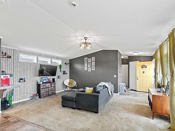 3rd image of 10615 88th St #363