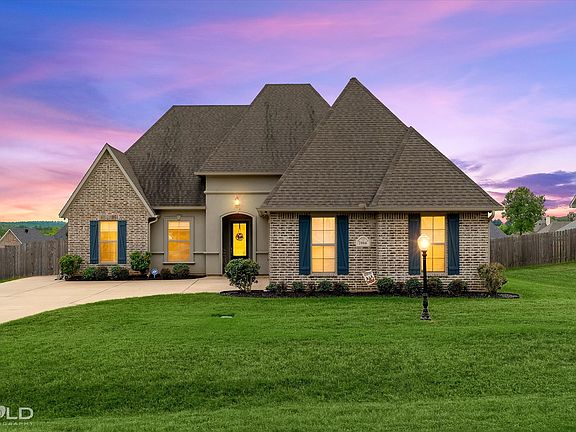 2nd image of 2066 Highpoint Pl