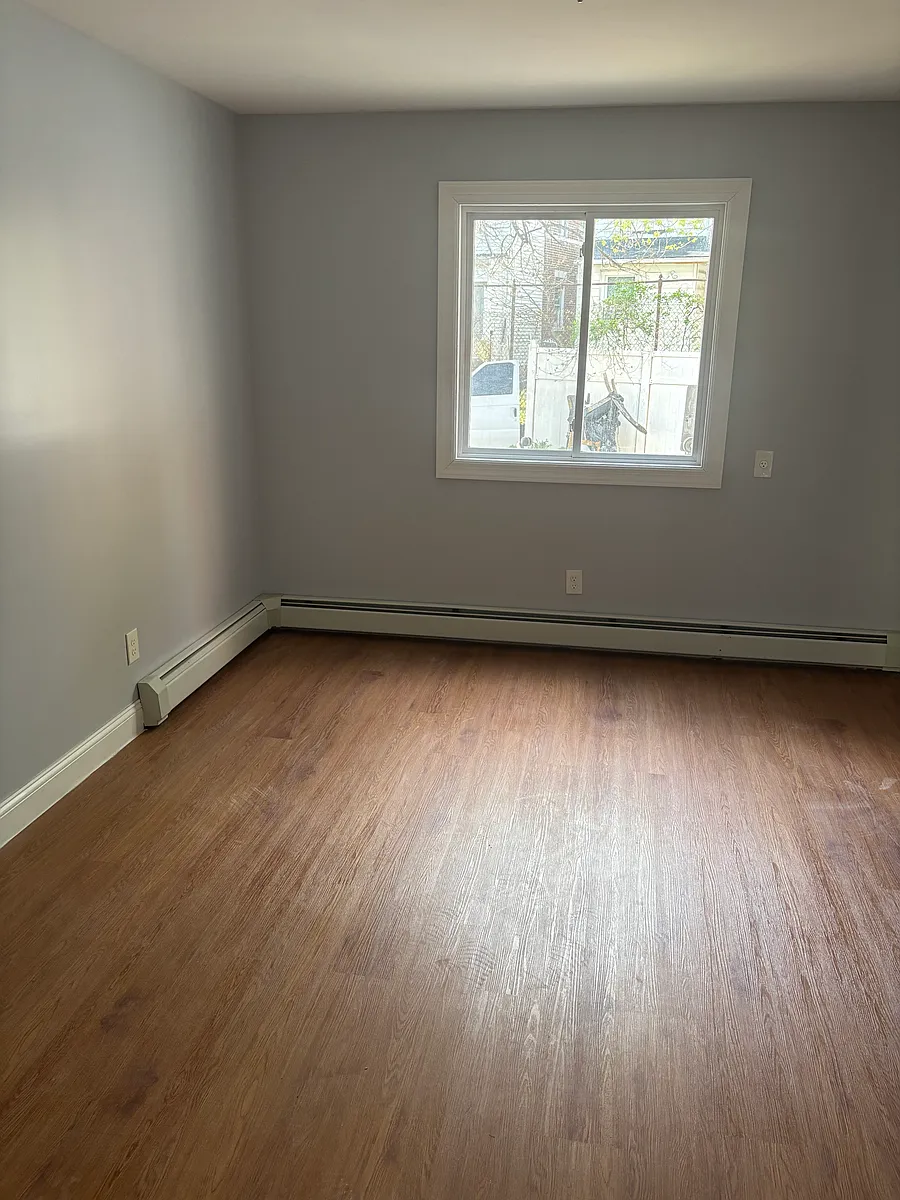 Building Photo - 467 Beach 22nd St #1