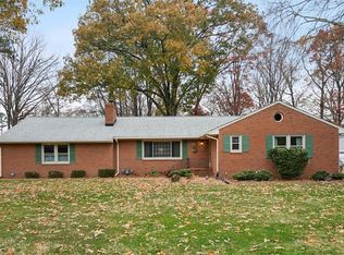 118 Bell Hill Dr, Yorktown, VA 23692