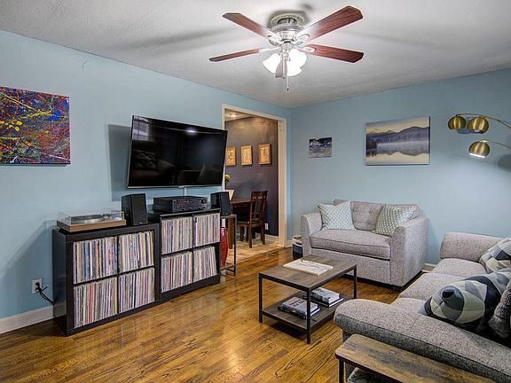 2nd image of 8140 Grand Ave