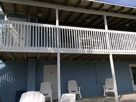 Porches Facing the Summer Haven River