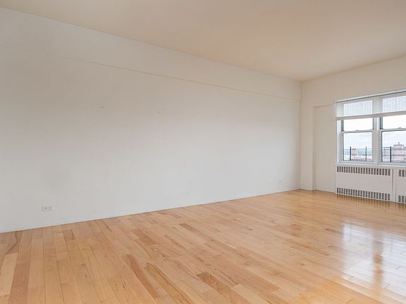 4th image of 69-10 108th St #9AJ