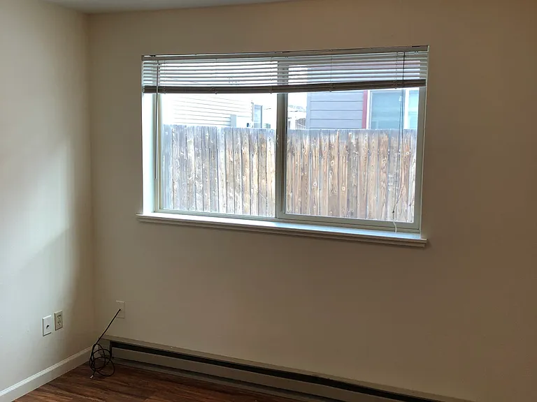 114 W Adams Ave #8 — Photo 4