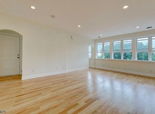 231 Walnut St, Paterson, NJ 07522
