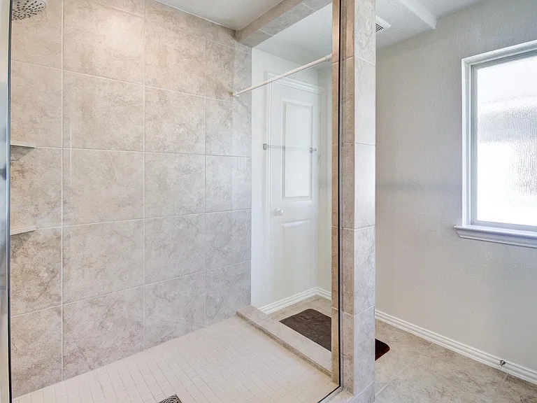 1646 Ryon Falls Dr — Photo 50