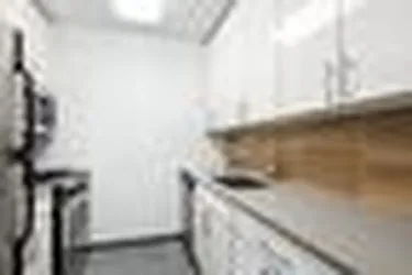 Rented by Flatiron Real Estate Advisors LLC