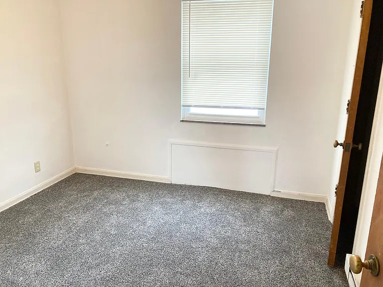 1372 N Cove Blvd #2 — Photo 10