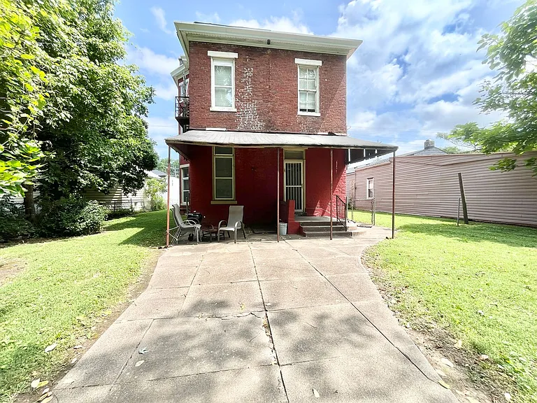 2130 Portland Ave — Photo 20