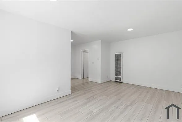 3324 Drew St #C — Photo 7