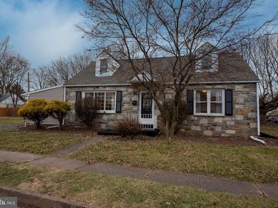 64 Edgemont Ave, Lansdale, PA, 19446