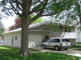 313 Prospect St, Alta, IA 51002