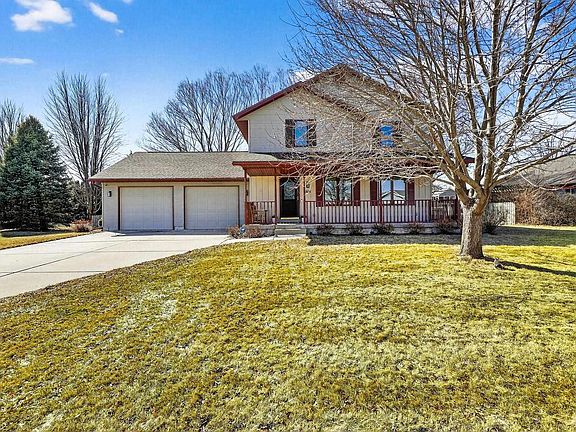3rd image of 3823 Falcon Ridge Drive