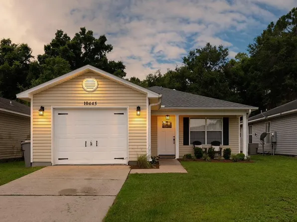 10445 Senegal Dr, Pensacola, FL 32534