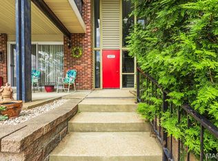 10077 N Bunker Hill Dr #F, Saint Louis, MO