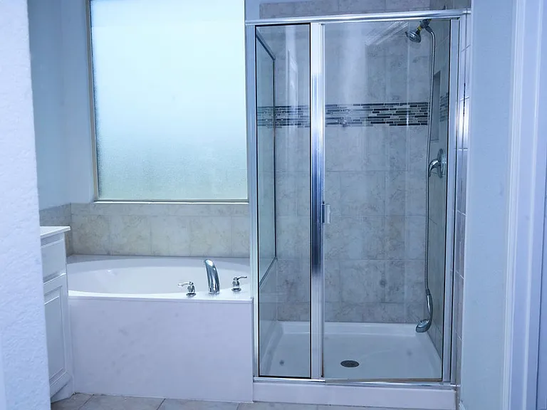 1048 Madelia Ave — Photo 7