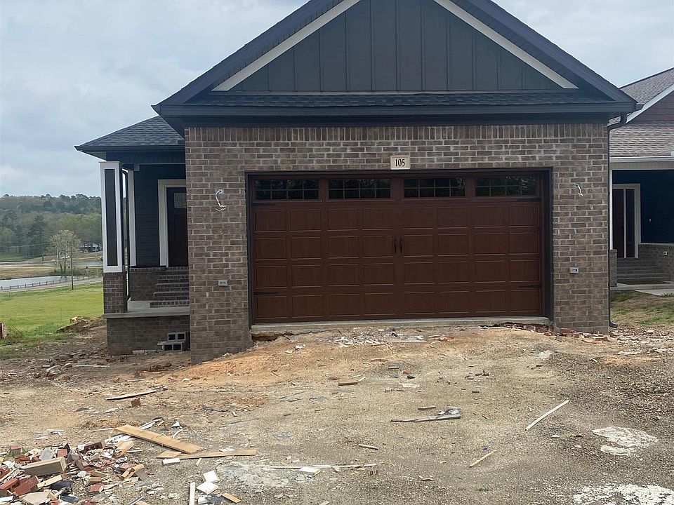 1st image of 105 Ohio Dr