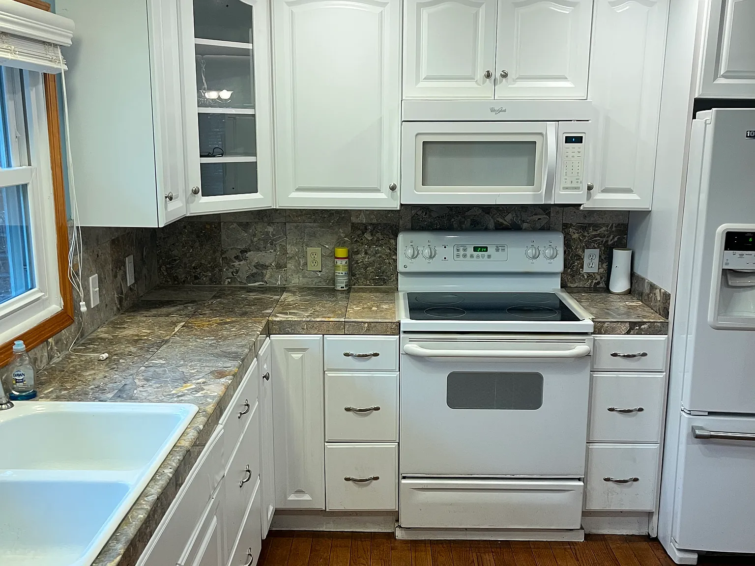 3 bed, 1300 sqft, $1,850 — Photo 4