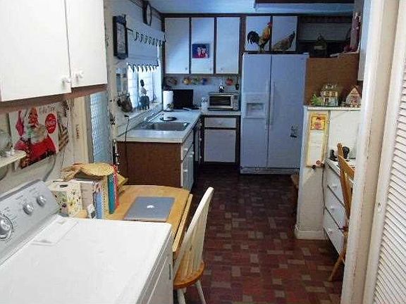 5th image of 1240 NE 91st Ter