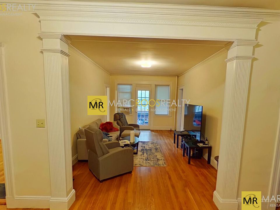 1st image of 17 Melvin Ave