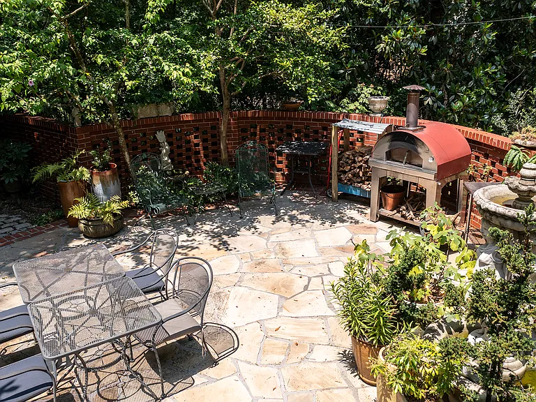 321 Milledge Hts — Photo 52