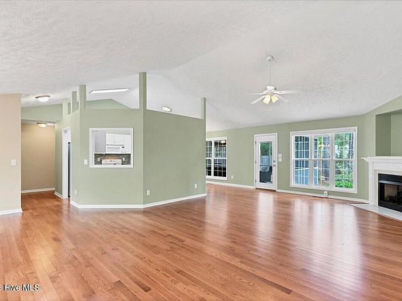 5th image of 3 Oak Tree Lane