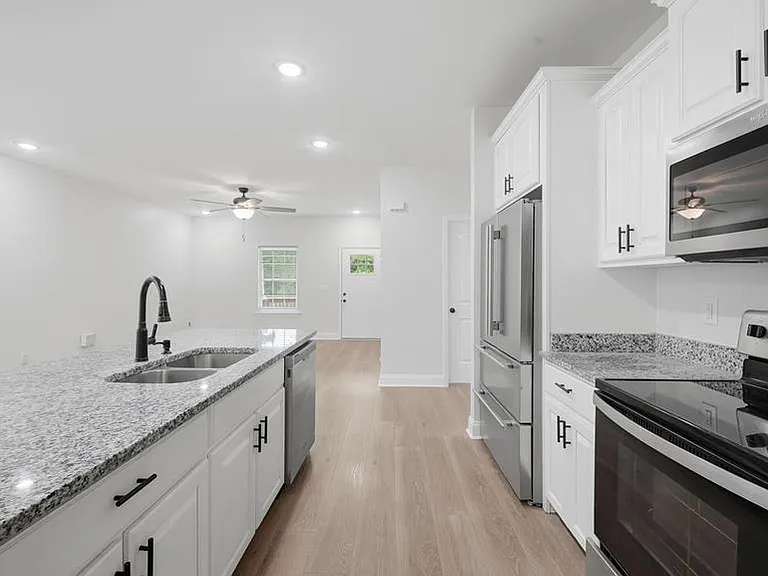 103 Arthur St — Photo 13